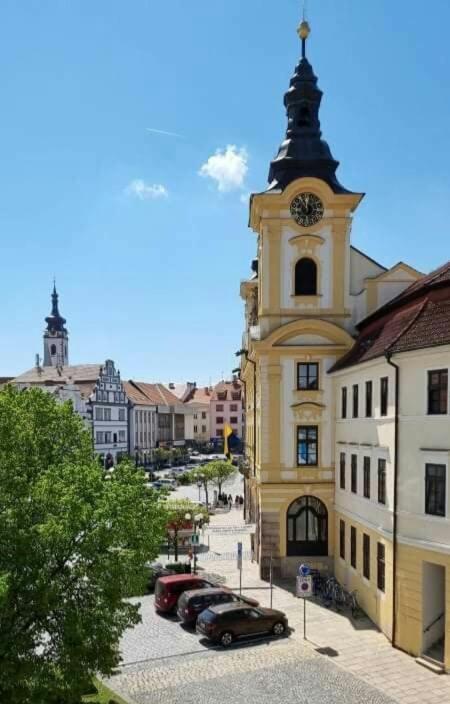 Ferienwohnung Apartman Zlaty Kriz Písek Exterior foto